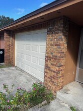 1693 Dogwood Cir in Middleburg, FL - Building Photo - Building Photo