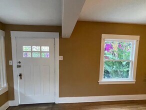 743 Daisy Ave in Long Beach, CA - Building Photo - Building Photo