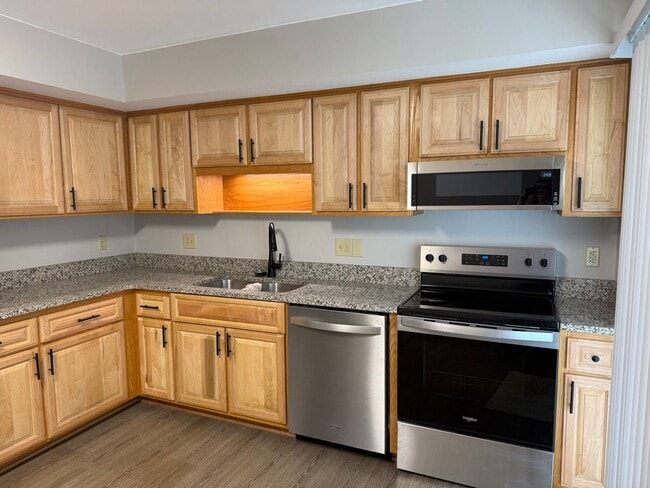 5017 Polly Hill Ln in Roanoke, VA - Building Photo - Building Photo