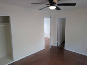 406 S Myers St, Unit 406 in Oceanside, CA - Foto de edificio - Building Photo