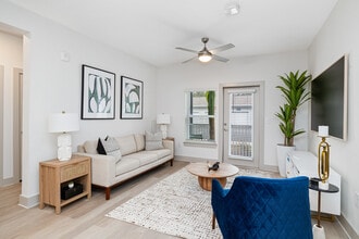 Jewel at Santa Rosa Beach in Santa Rosa Beach, FL - Foto de edificio - Interior Photo