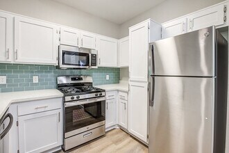 Hidden Valley in Simi Valley, CA - Building Photo - Building Photo