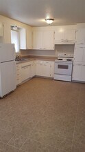 9101 Moreland Ave SW in Lakewood, WA - Building Photo - Building Photo