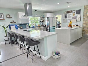 8730 NW 17th Ct in Pembroke Pines, FL - Building Photo - Building Photo