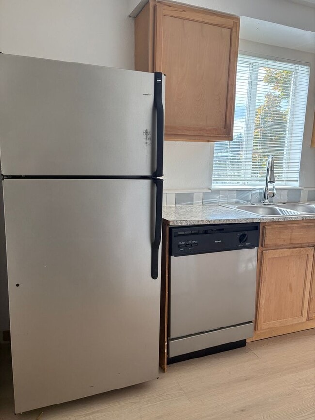 3008 SE 38th Ct in Hillsboro, OR - Building Photo - Building Photo