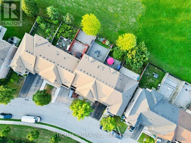 property at 77 Beavervalley Dr