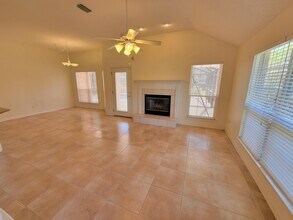2730 Creeks Edge Ln in Navarre, FL - Building Photo - Building Photo