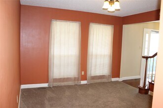 5 Bluefield Ct in St. Charles, MO - Building Photo - Building Photo