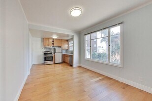 465 Bellevue Ave in Oakland, CA - Building Photo