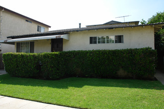 315 E Providencia Ave in Burbank, CA - Building Photo - Building Photo