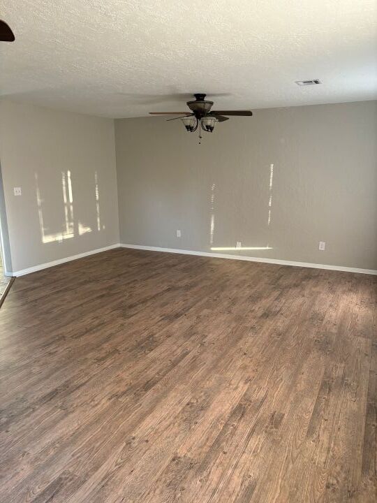 203 Maple St in Elgin, OK - Building Photo - Building Photo