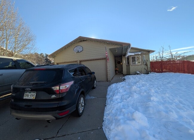 property at 810 E Saguaro St