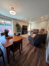 2644 48th Ave in Longview, WA - Building Photo - Building Photo