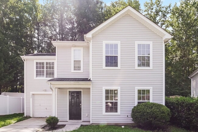 property at 1227 Pinehaven Ct