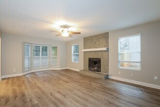 6179 Charring Cross Ct in Lithonia, GA - Building Photo - Building Photo