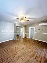 100 Chestnut St in Newark, OH - Foto de edificio - Building Photo