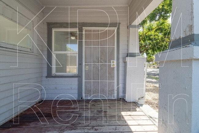 231 E 6th St in Stockton, CA - Building Photo - Building Photo