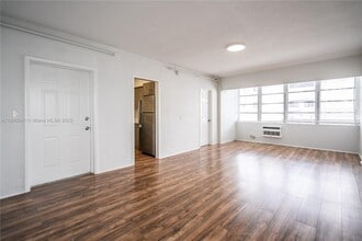 8315 Byron Ave in Miami Beach, FL - Building Photo - Building Photo