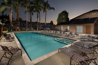 Ocean Breeze in San Diego, CA - Building Photo - Building Photo