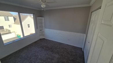 2705 Canyon Dr in Plainfield, IL - Foto de edificio - Building Photo