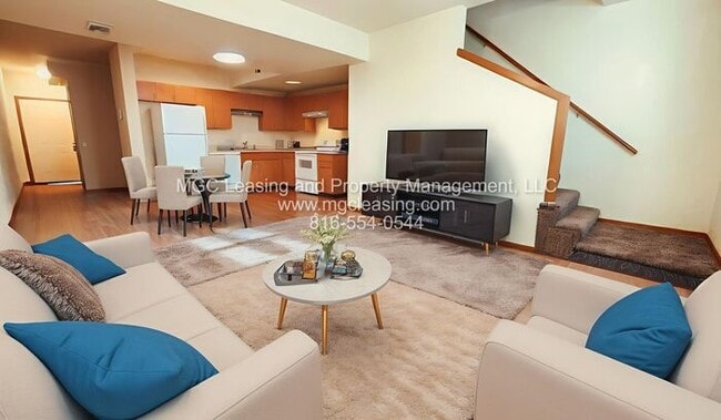 property at 3103 S Cedar Crest Ct