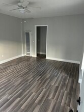 335 W Almond St in Compton, CA - Building Photo - Building Photo