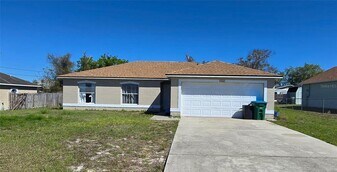 2970 Belkton St in Deltona, FL - Building Photo