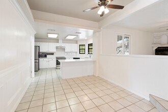 200 Mountain View Dr in Del Rio, TX - Building Photo - Building Photo