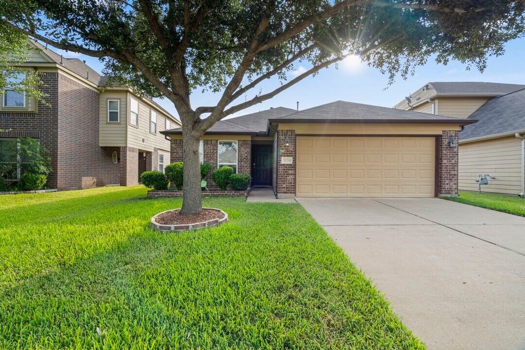 3058 Upland Spring Trace in Katy, TX - Building Photo