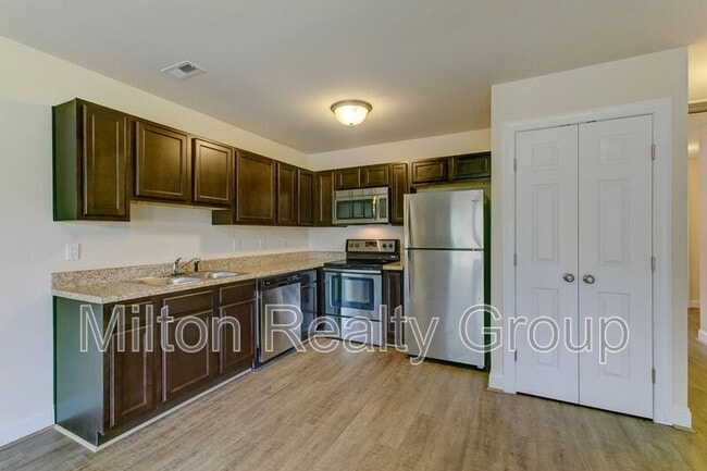 property at 91 River Stancil Dr