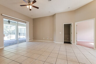 4055 Caledonia Ave in Apopka, FL - Foto de edificio - Building Photo