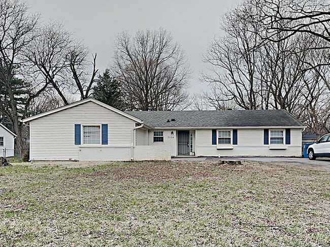 property at 7104 Grandview Dr