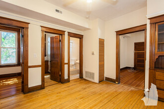 1405 W Belden Ave, Unit 1 in Chicago, IL - Building Photo - Building Photo