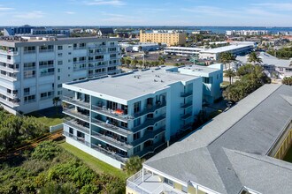 3800 Ocean Beach Blvd in Cocoa Beach, FL - Building Photo - Building Photo