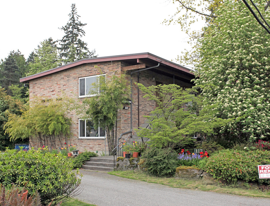 Normandy Road Apartments in Seattle, WA - Building Photo