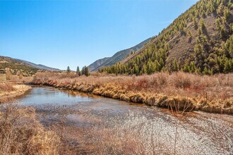 106 Castle View Dr in Basalt, CO - Building Photo - Building Photo
