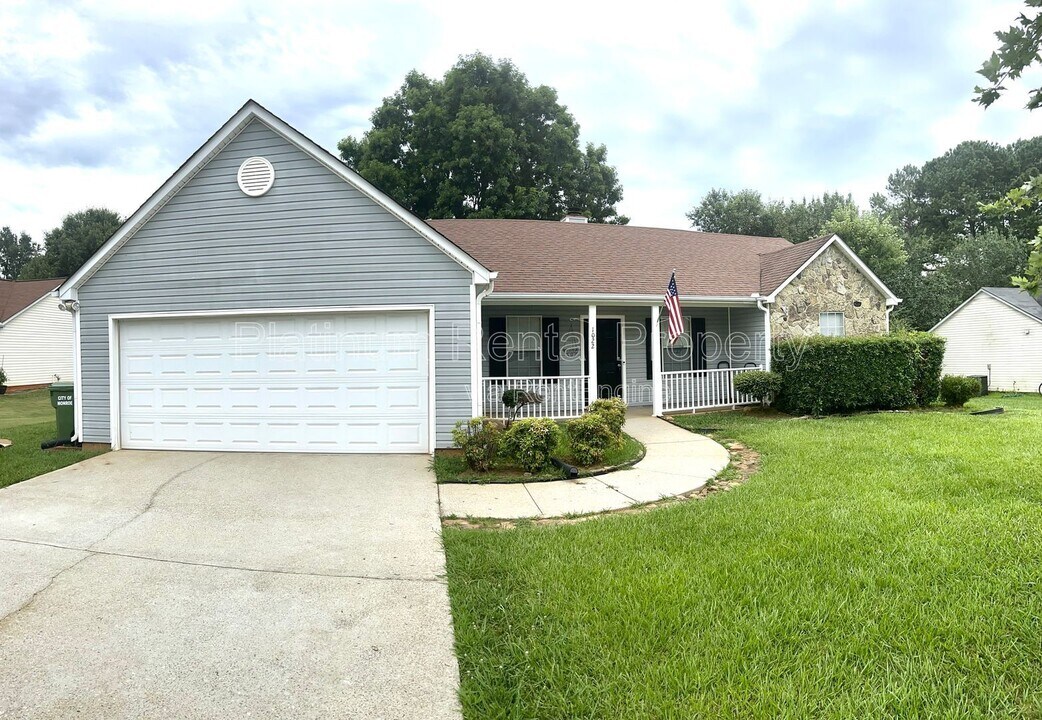 1022 Windsor Dr in Monroe, GA - Building Photo