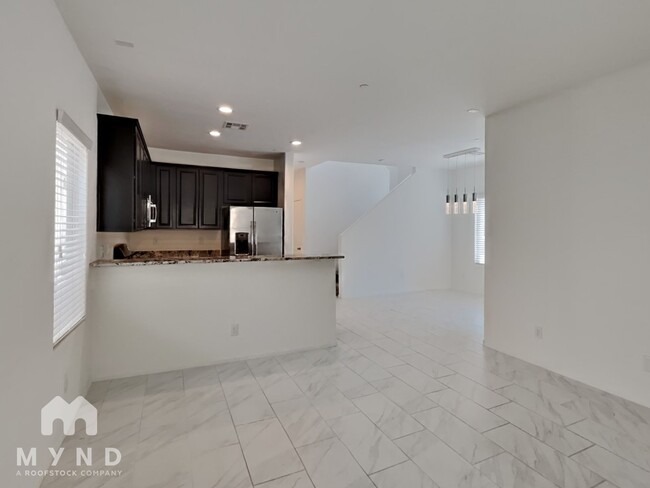 8948 Merry Mullion Ct in Las Vegas, NV - Building Photo - Building Photo