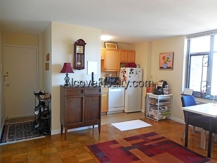 125 Trapelo Rd in Belmont, MA - Building Photo - Building Photo