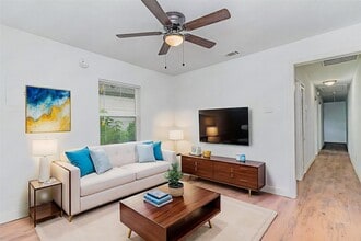 2833 Marburg St, Unit A in Dallas, TX - Building Photo - Building Photo