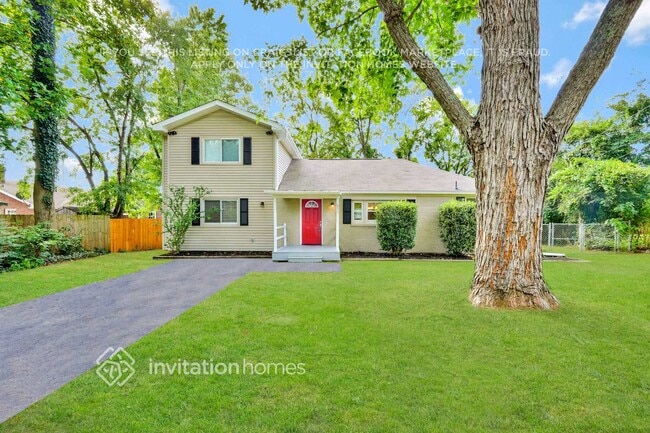 property at 890 Idlewild Dr