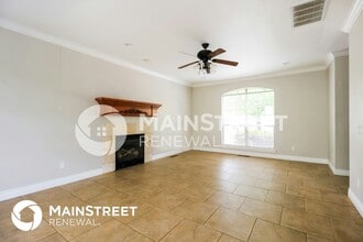 4640 Olde Village Cir in Edmond, OK - Foto de edificio - Building Photo