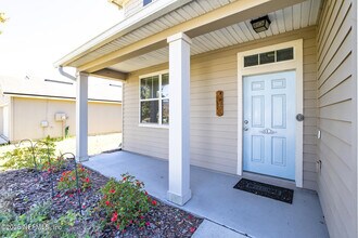 2408 Bonnie Lakes Dr in Green Cove Springs, FL - Building Photo - Building Photo