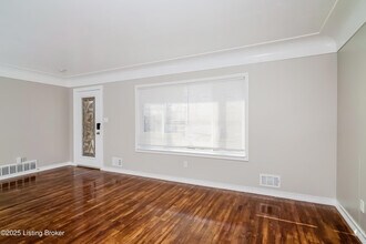 4203 Quiet Way in Louisville, KY - Building Photo - Building Photo