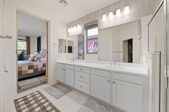 4610 Cactus Wren Rd in Wickenburg, AZ - Foto de edificio - Building Photo