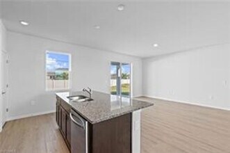 2115 NE 16th Terrace in Cape Coral, FL - Building Photo - Building Photo