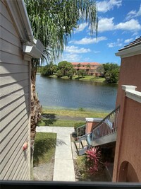 1385 Crystal Way in Delray Beach, FL - Foto de edificio - Building Photo