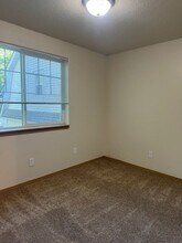 636 Browning Ave S in Salem, OR - Building Photo - Building Photo