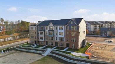 6903 Cosby Vlg Ter in Chesterfield, VA - Building Photo - Building Photo