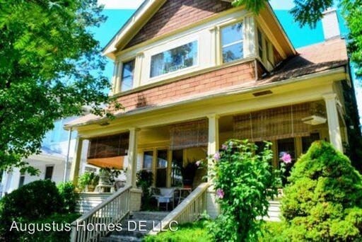 120 S West St in Royal Oak, MI - Building Photo